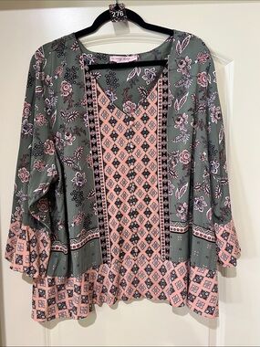 Olive Green and Pink Floral Patchwork Tunic Top H276